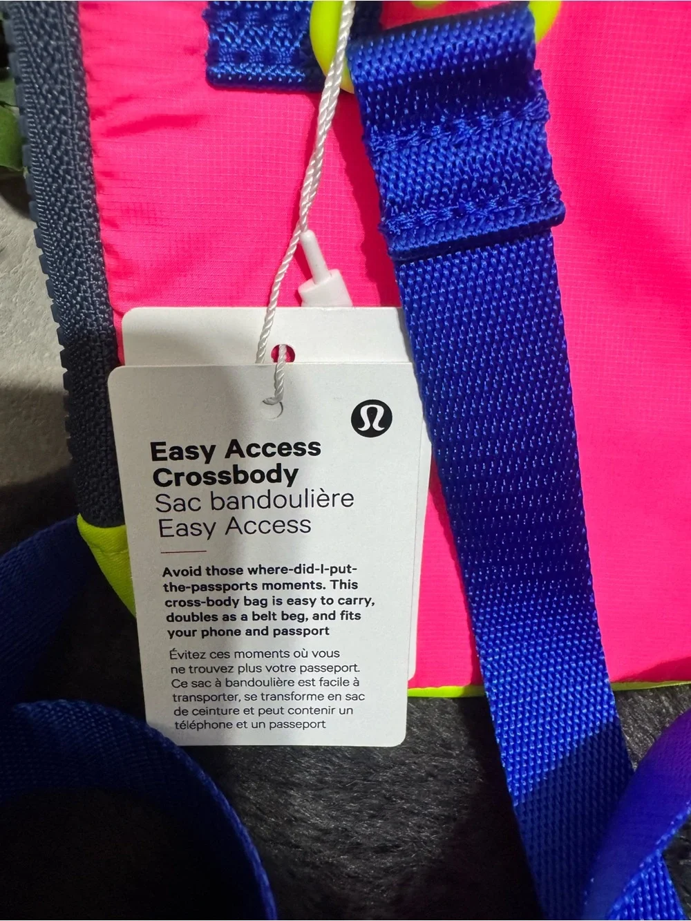 Lululemon Neon Pink & Royal Blue Crossbody easy access Pouch! BNWT! - Picture 3 of 4